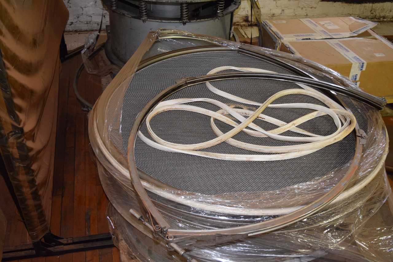 LOT OF SWECO 48" SCREENS AND SPARE PARTS - MISCELLANEOUS