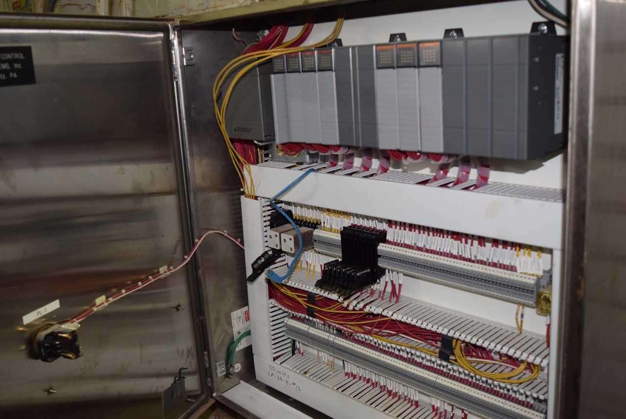 STAINLESS CONTROL CABINET WITH SLC 500 PLCS - MISCELLANEOUS