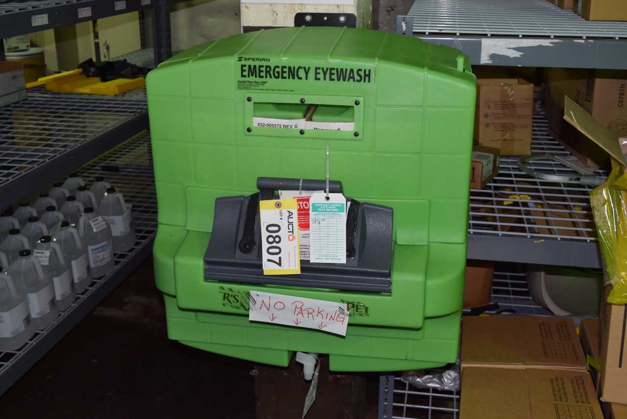 SPERIAN EMERGENCY EYEWASH STATION FENDALL PURE FLOW 1000 - MISCELLANEOUS