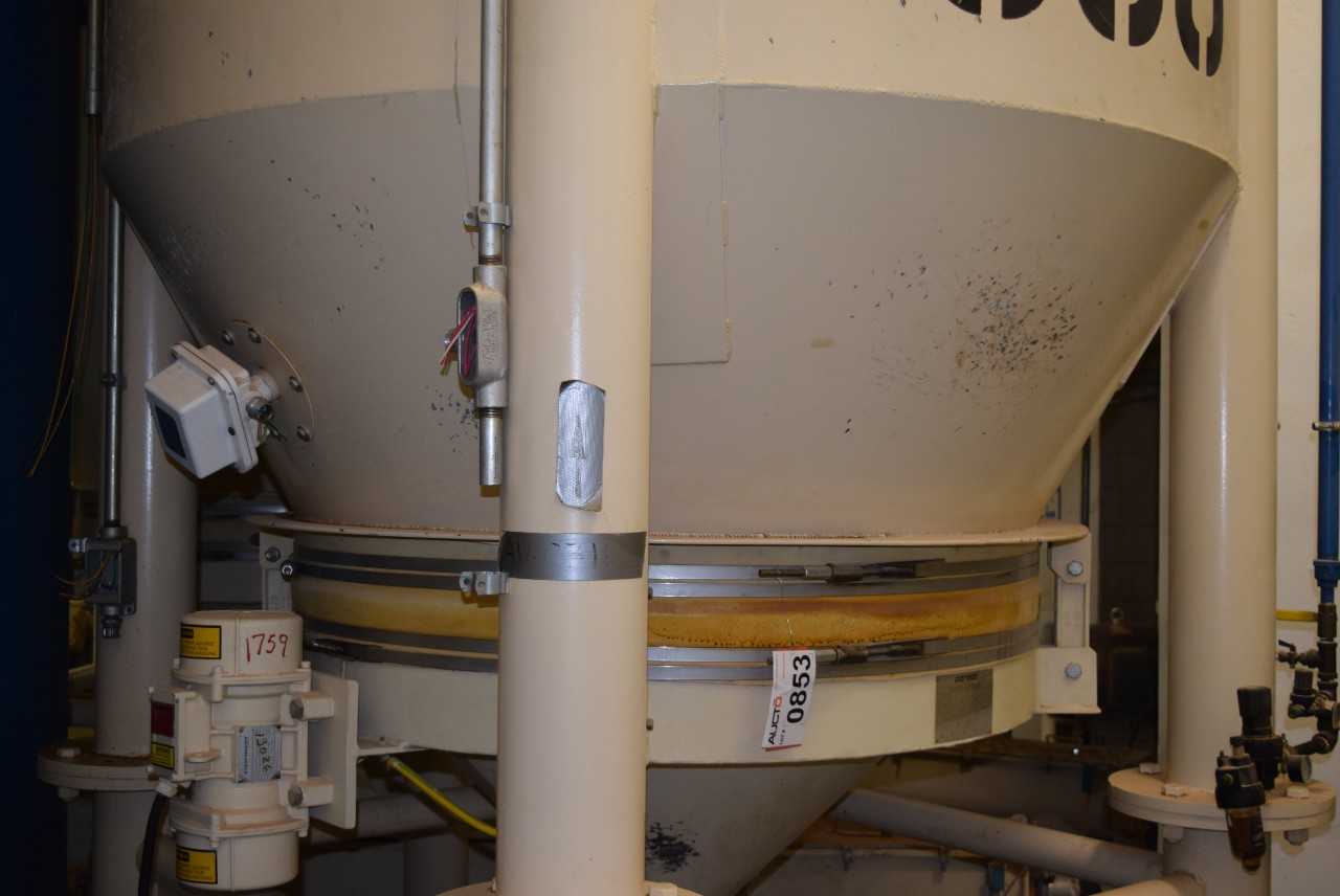 CARMAN STEEL TANK 308 WITH CARMAN HOPPER AND VIBRATOR - MISCELLANEOUS