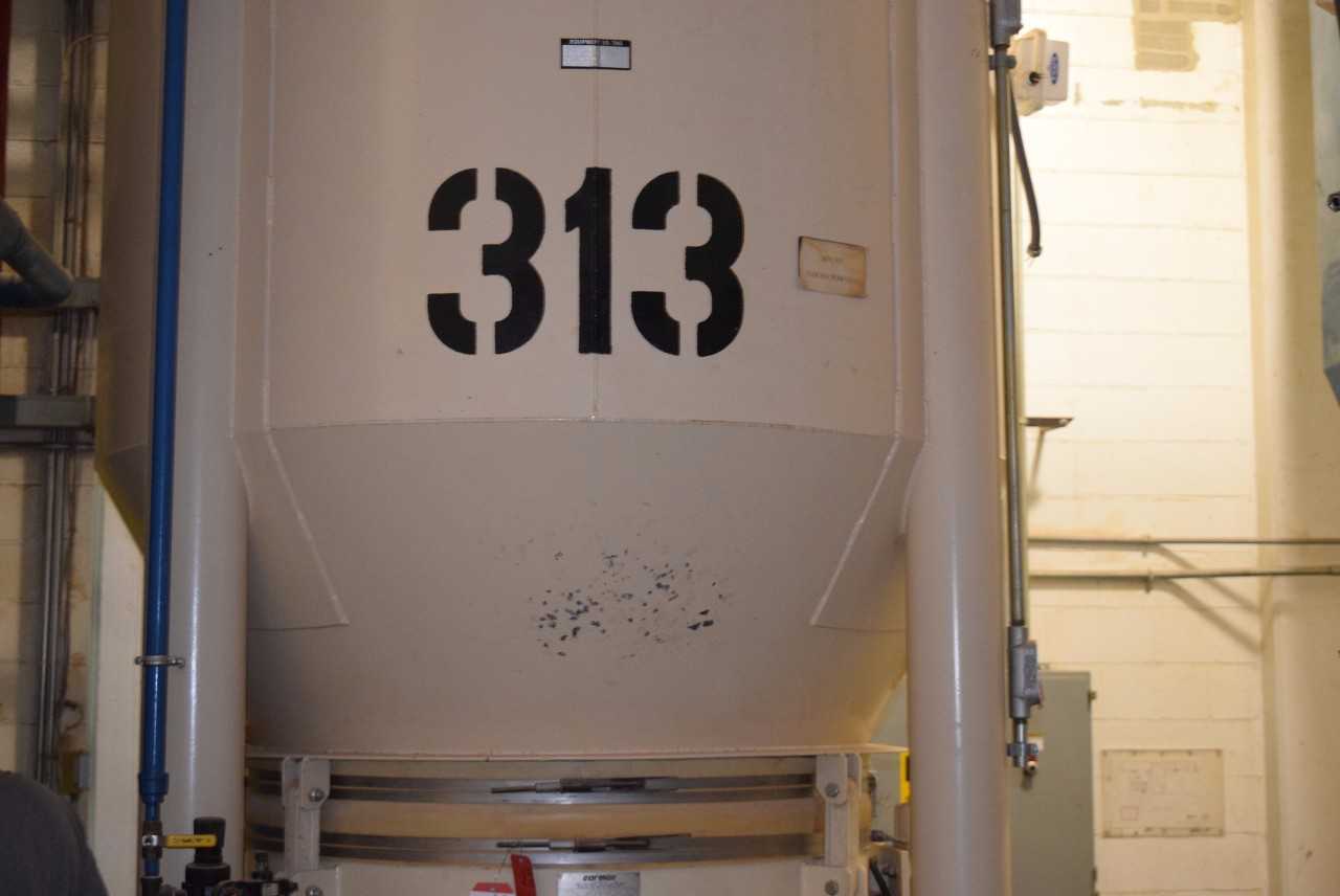CARMAN STEEL TANK 313 WITH CARMAN HOPPER AND VIBRATOR - MISCELLANEOUS