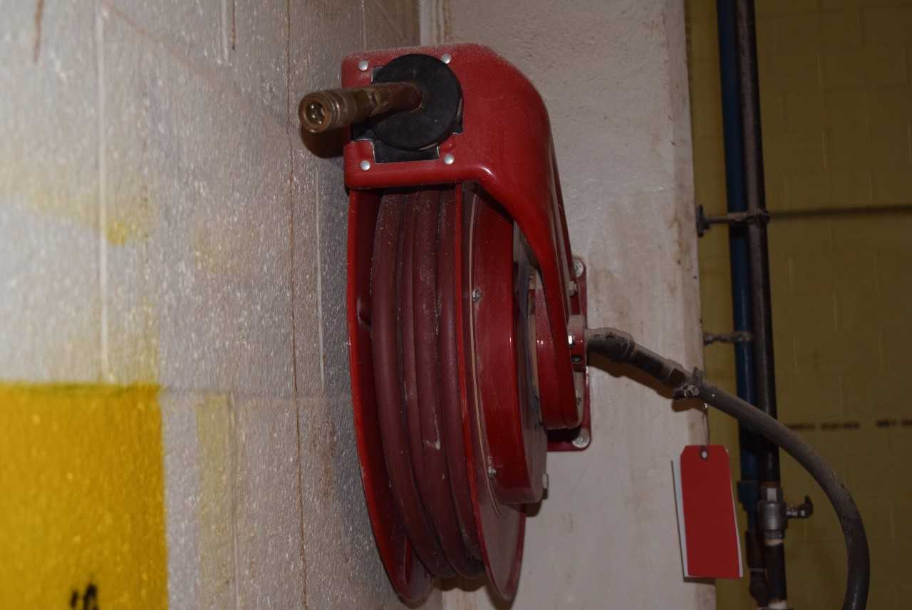PNEUMATIC HOSE REEL - MISCELLANEOUS