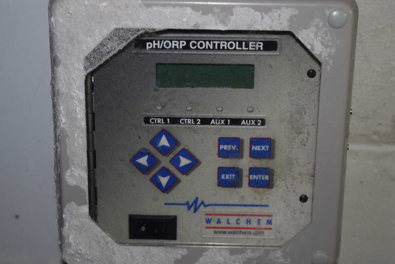 WALCHEM PH/ORP CONTROLLER - MISCELLANEOUS