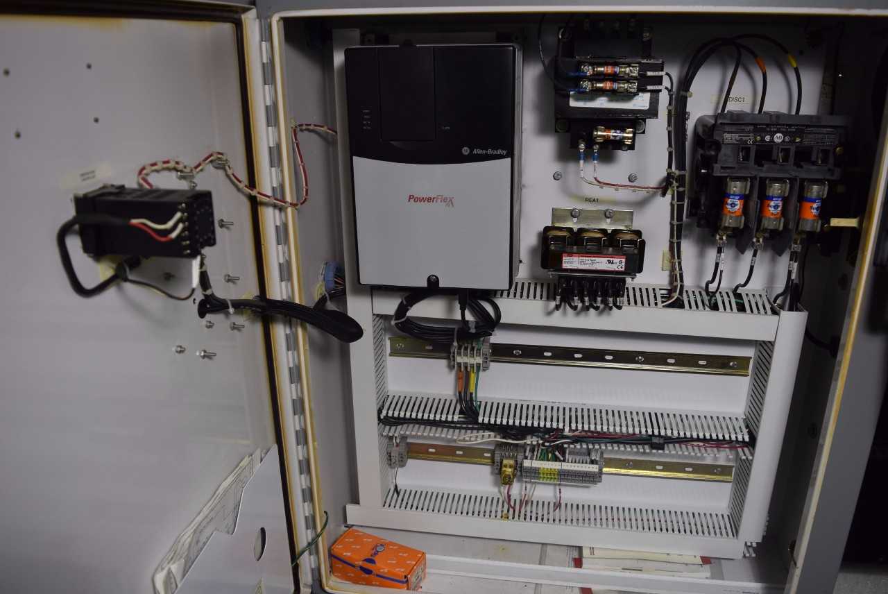 CONTROL CABINET WITH ALLEN BRADLEY POWERFLEX 70 20 HP AC MOTOR DRIVE - MISCELLANEOUS