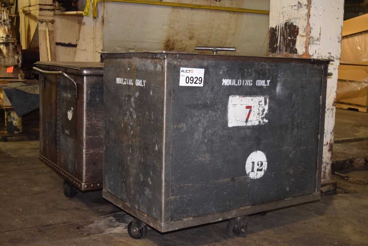 LOT OF 2 STEEL ROLLING CARTS WITHOUT CONTENTS ~3.5 X 2 X 2.5' - MISCELLANEOUS