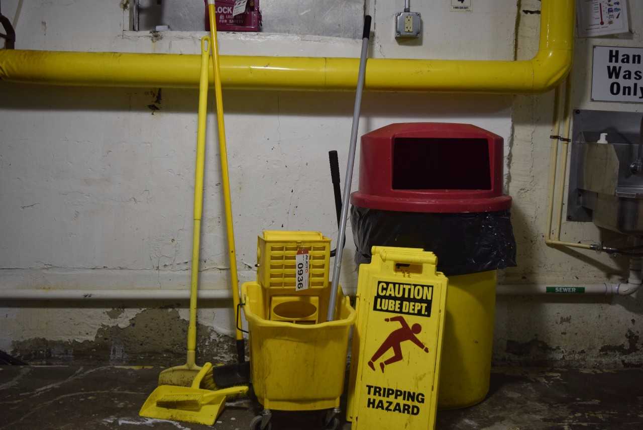 LOT OF JANITORIAL EQUIPMENT - BROOMS, GARBAGE BIN, MOP BUCKET - MISCELLANEOUS