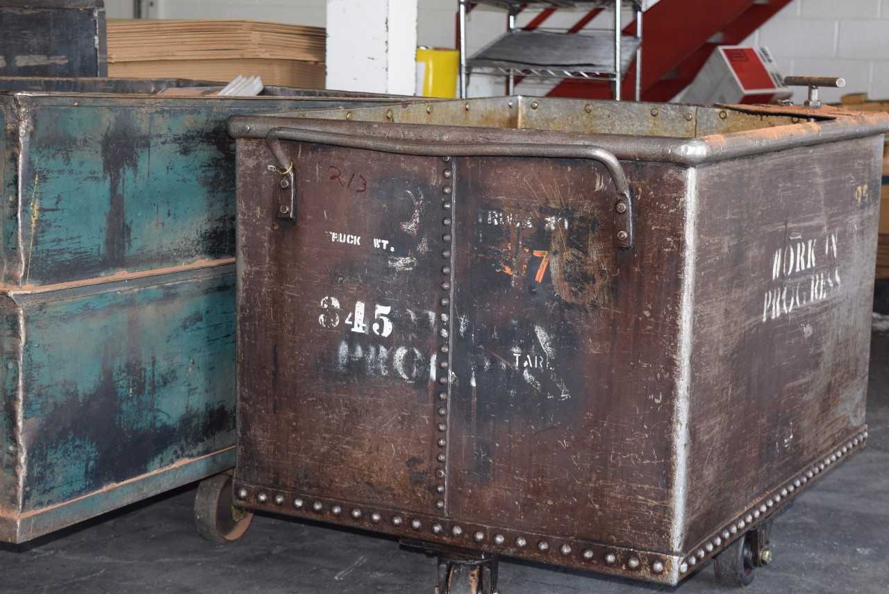 LOT OF 3 STEEL ROLLING CARTS WITHOUT CONTENTS ~3.5 X 2 X 2.5' - MISCELLANEOUS