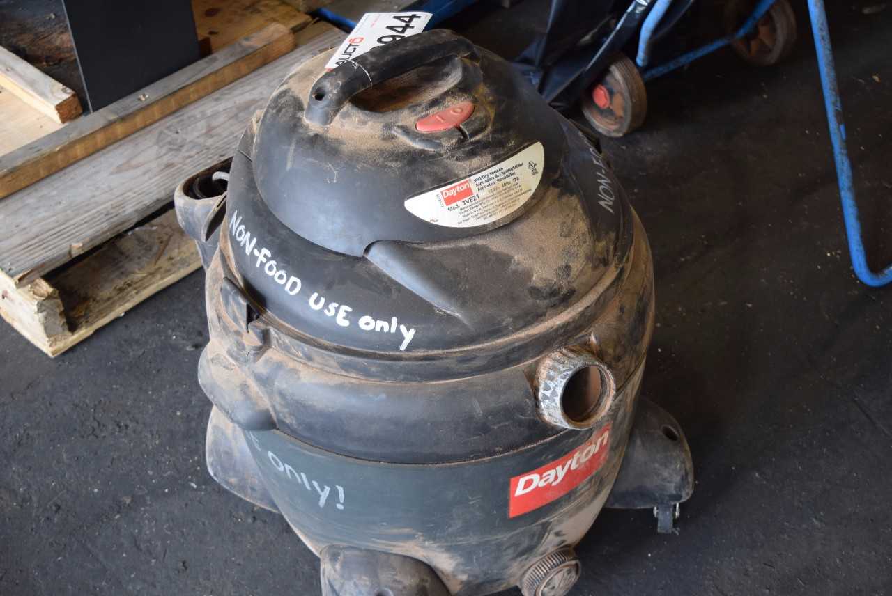 DAYTON MODEL 3VE21 WET/DRY VACUUM CLEANER - MISCELLANEOUS