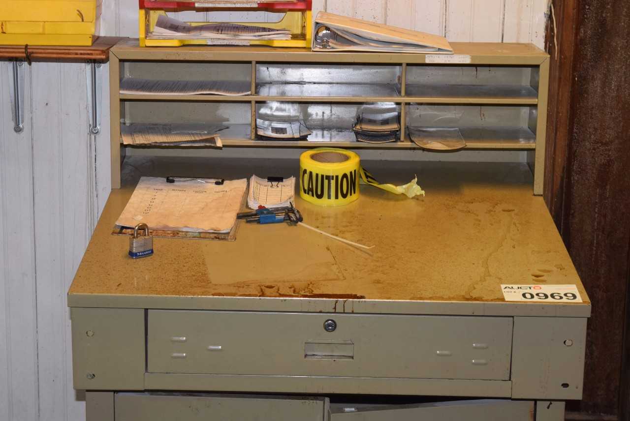STEEL WORKERS DESK WITHOUT CONTENTS ~3 X 2.5 X 5' - MISCELLANEOUS