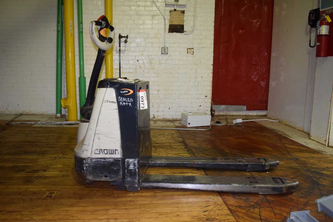 CROWN 2300 SERIES 2040 LBS. CAPACITY ELECTRIC PALLET JACK (DELAYED REMOVAL) - MISCELLANEOUS