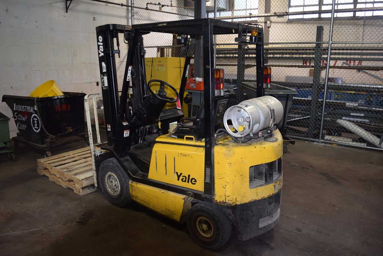 YALE GLP030BFNUAE084 2600 LBS. CAPACITY 8367.9 HOURS FORKLIFT (DELAYED REMOVAL) - MISCELLANEOUS