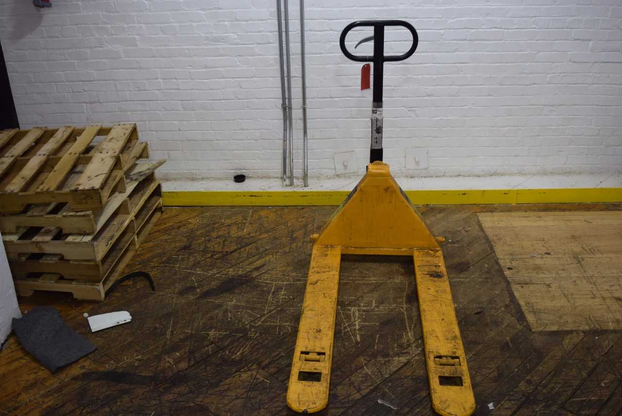 TITAN LIFT-RITE MANUAL PALLET JACK (DELAYED REMOVAL) - MISCELLANEOUS