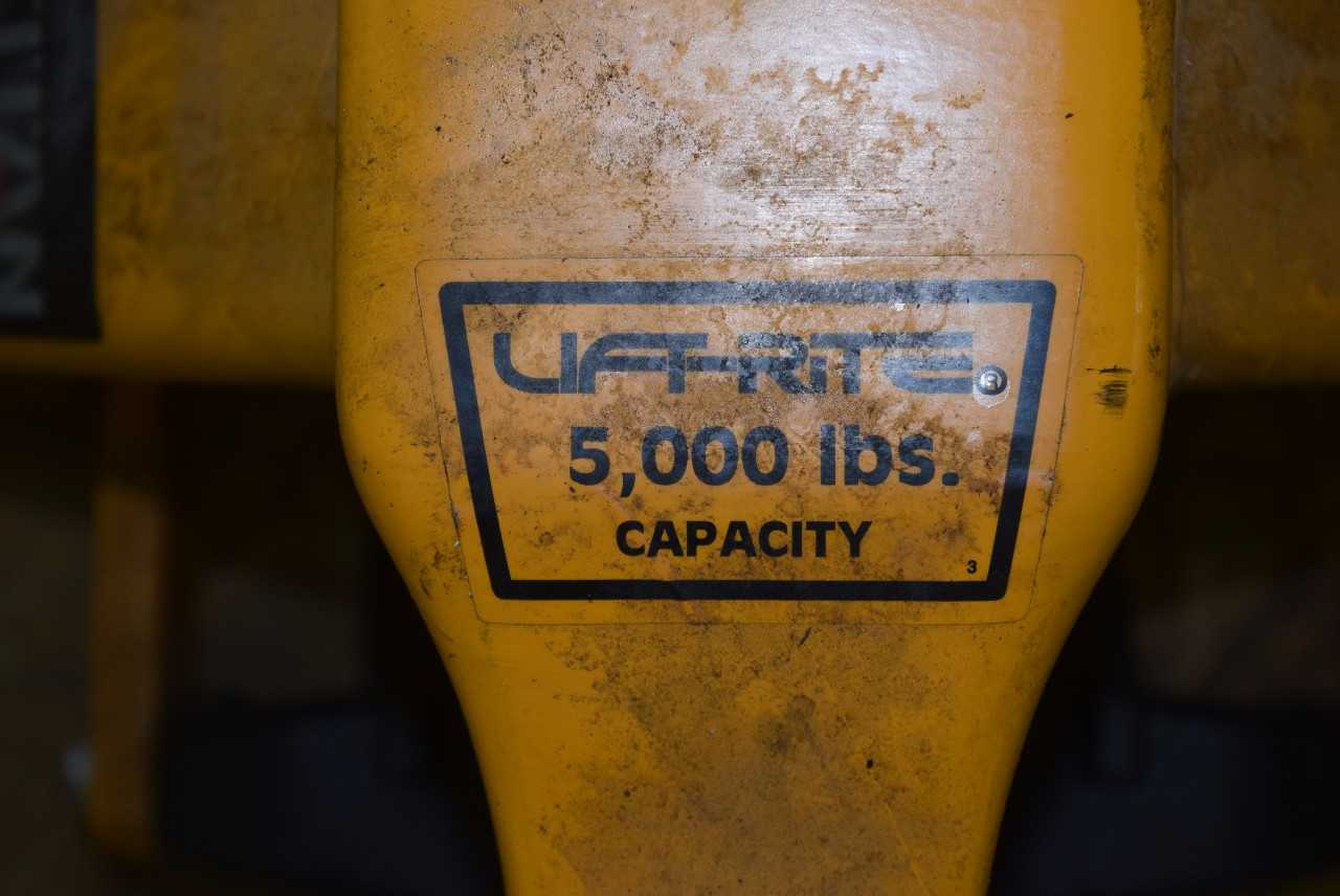 TITAN LIFT-RITE MANUAL PALLET JACK (DELAYED REMOVAL) - MISCELLANEOUS