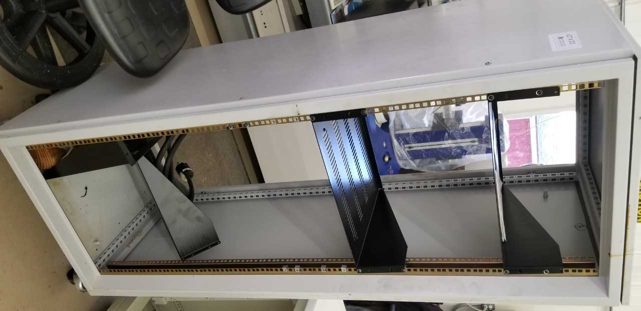 Mobile PC Controller Cabinet - LAB & SCIENTIFIC Mobile PC Controller Cabinet - LAB & SCIENTIFIC