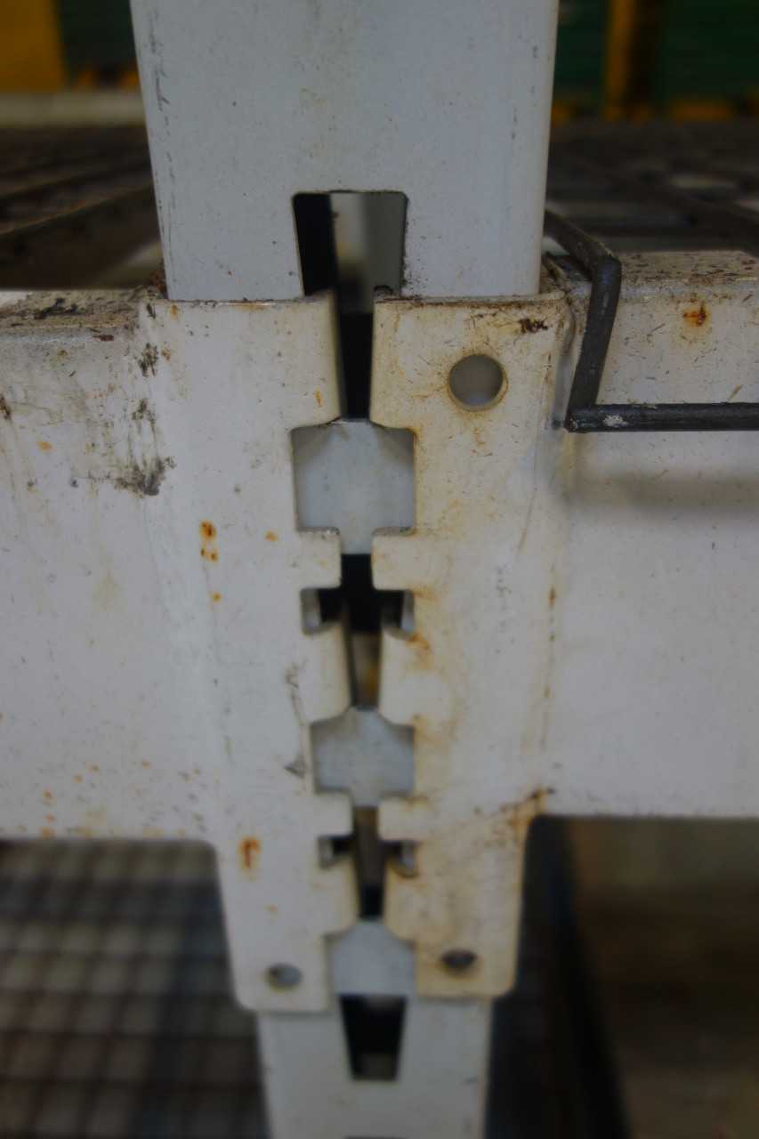 Qty 225 Keystone style pallet racking wire mesh supports - PALLET RACKING