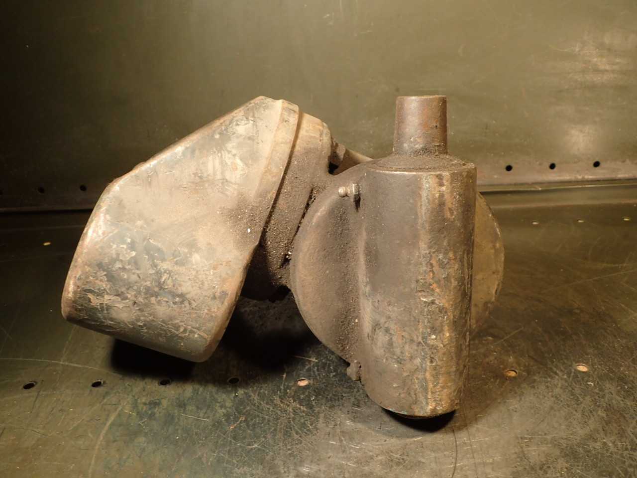 B&S Vertical Head for Horizontal Mill 2-7/8" Columns 4" Column Center to Center - MILLING MACHINE PARTS