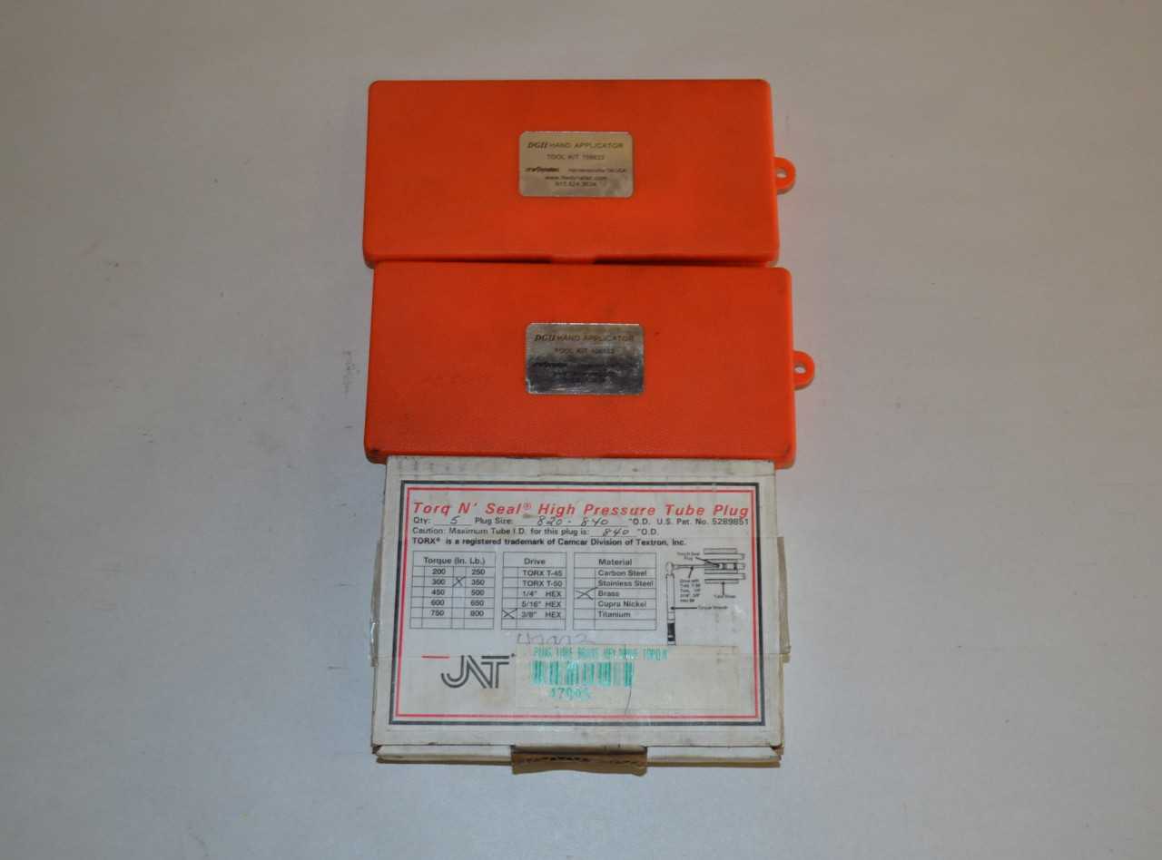 LOT OF DGII HAND APPLICATOR KITS AND TUBE PLUG - MISCELLANEOUS