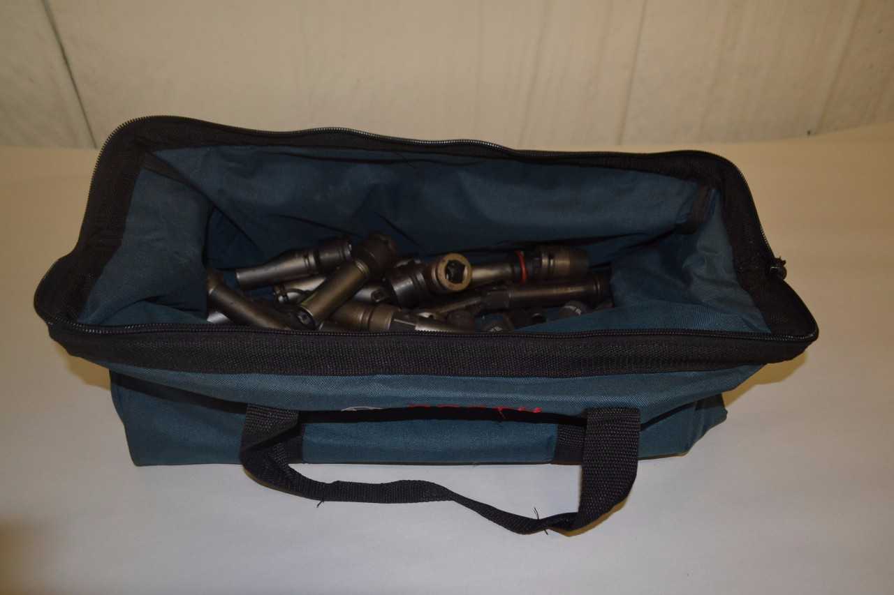 LOT OF ASSORTED SOCKETS AND ADAPTERS IN BOSCH TOOL BAG - MISCELLANEOUS