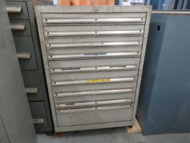 9 Drawer Stanley Vidmar and contents - MISCELLANEOUS