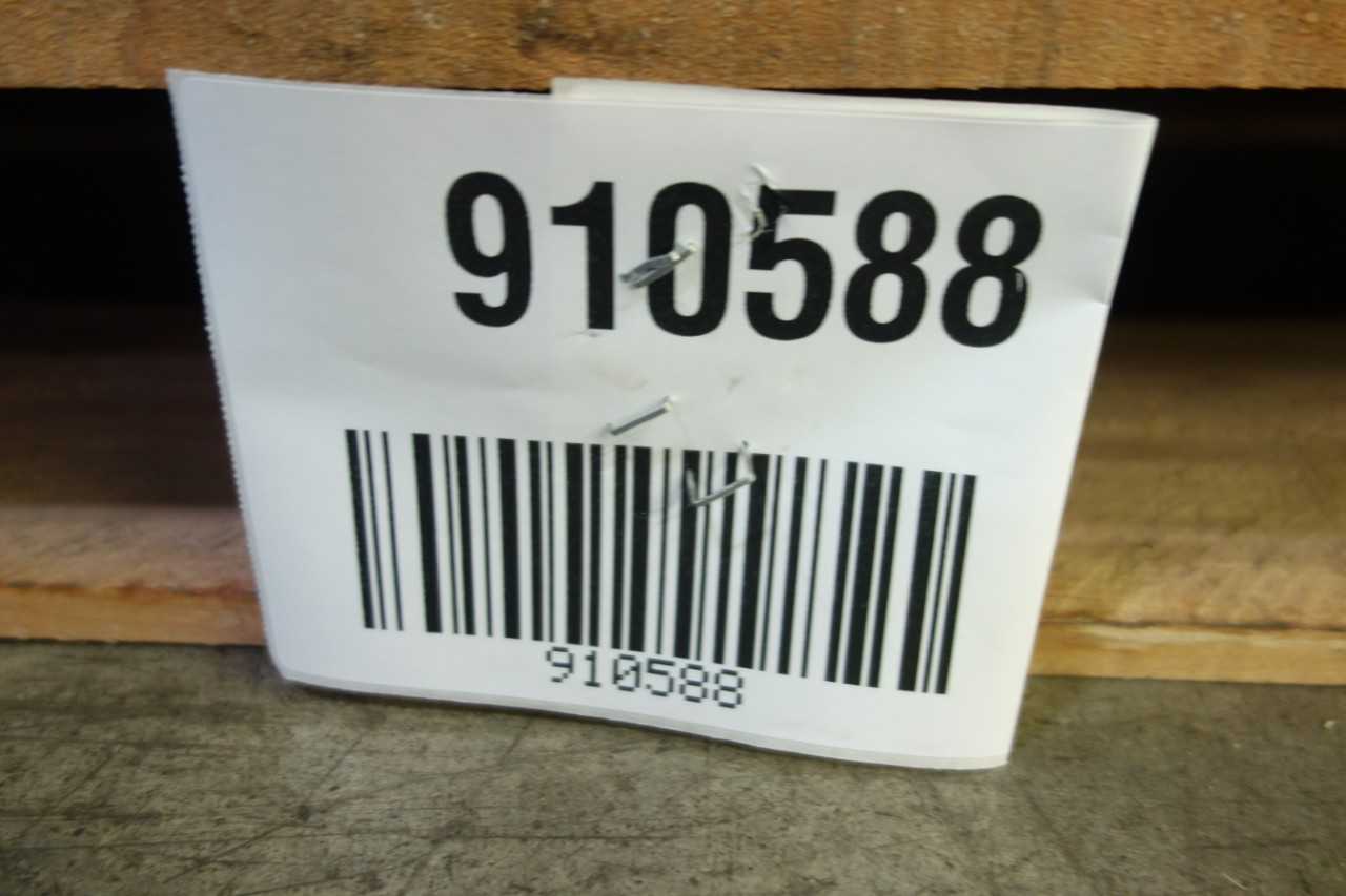 LOT OF ASSORTED COMPUTER PARTS AND ACCESSORIES - HAND TOOLS