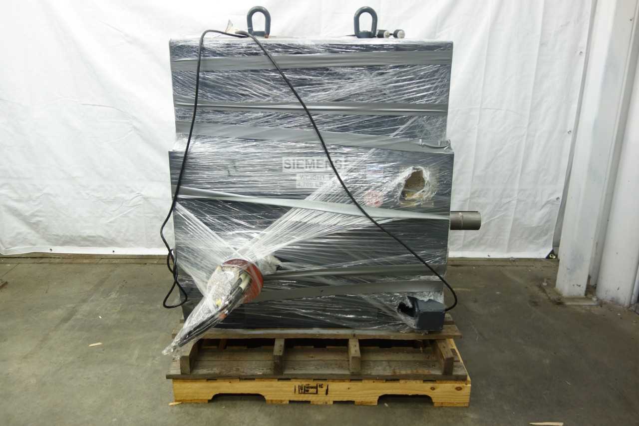 SIEMENS 800 HP INDUCTION MOTOR - ELECTRIC MOTORS
