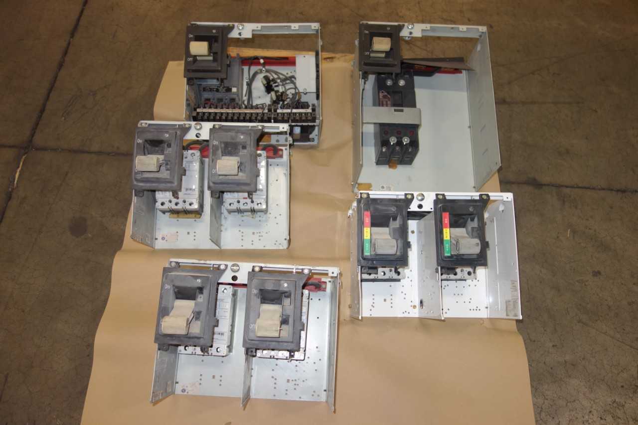 1 PALLET OF ASSORTED CUTLER HAMMER WESTINGHOUSE MCC BUCKETS, FD BREAKERS - SWITCHGEAR