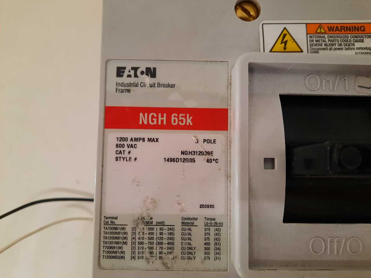 Quantity of 1x NGH312038E 3P 1200A 600VAC Molded Case Circuit Breakers - CIRCUIT BREAKERS