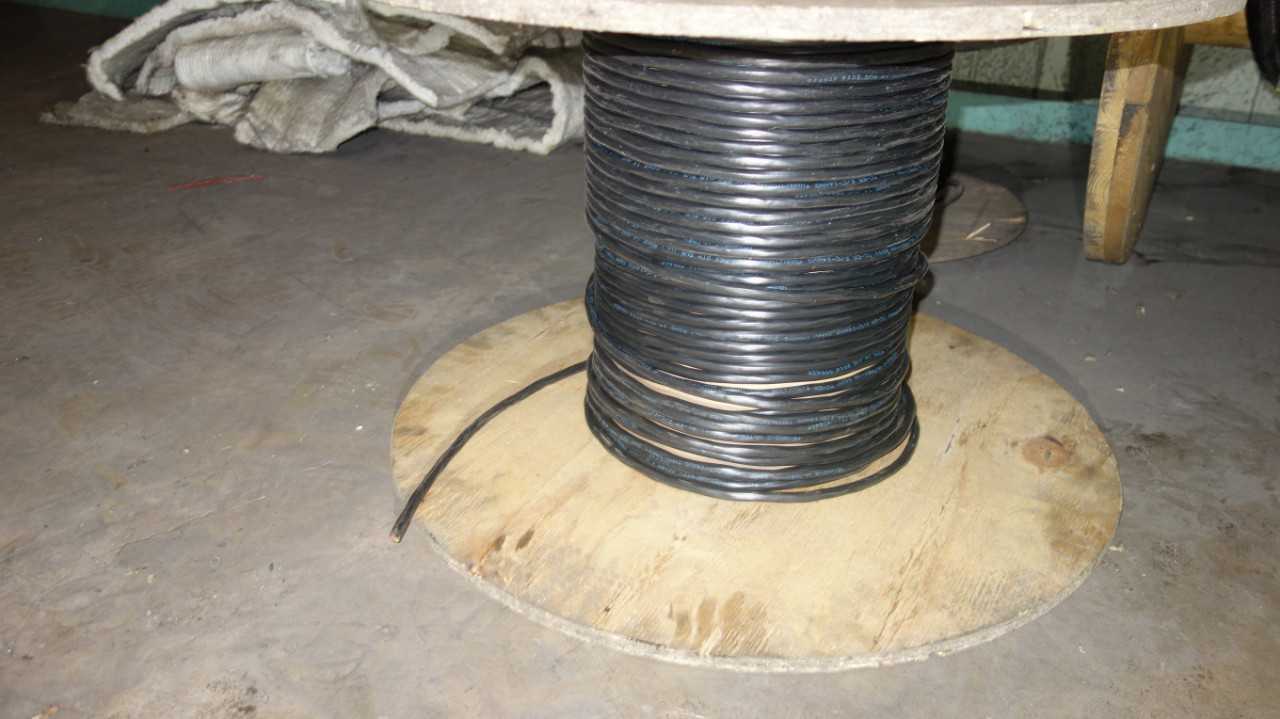 LOT OF 3 ASSORTED WIRE SPOOLS - MISCELLANEOUS