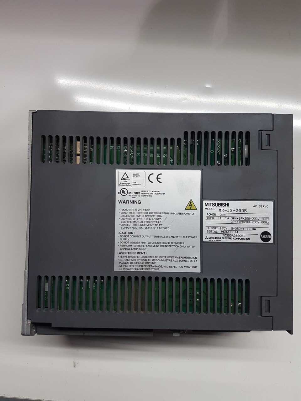Mitsubishi MR-J3-200B Servo Motor Amplifier Drive MRJ3200B (QTY 1) - SERVO