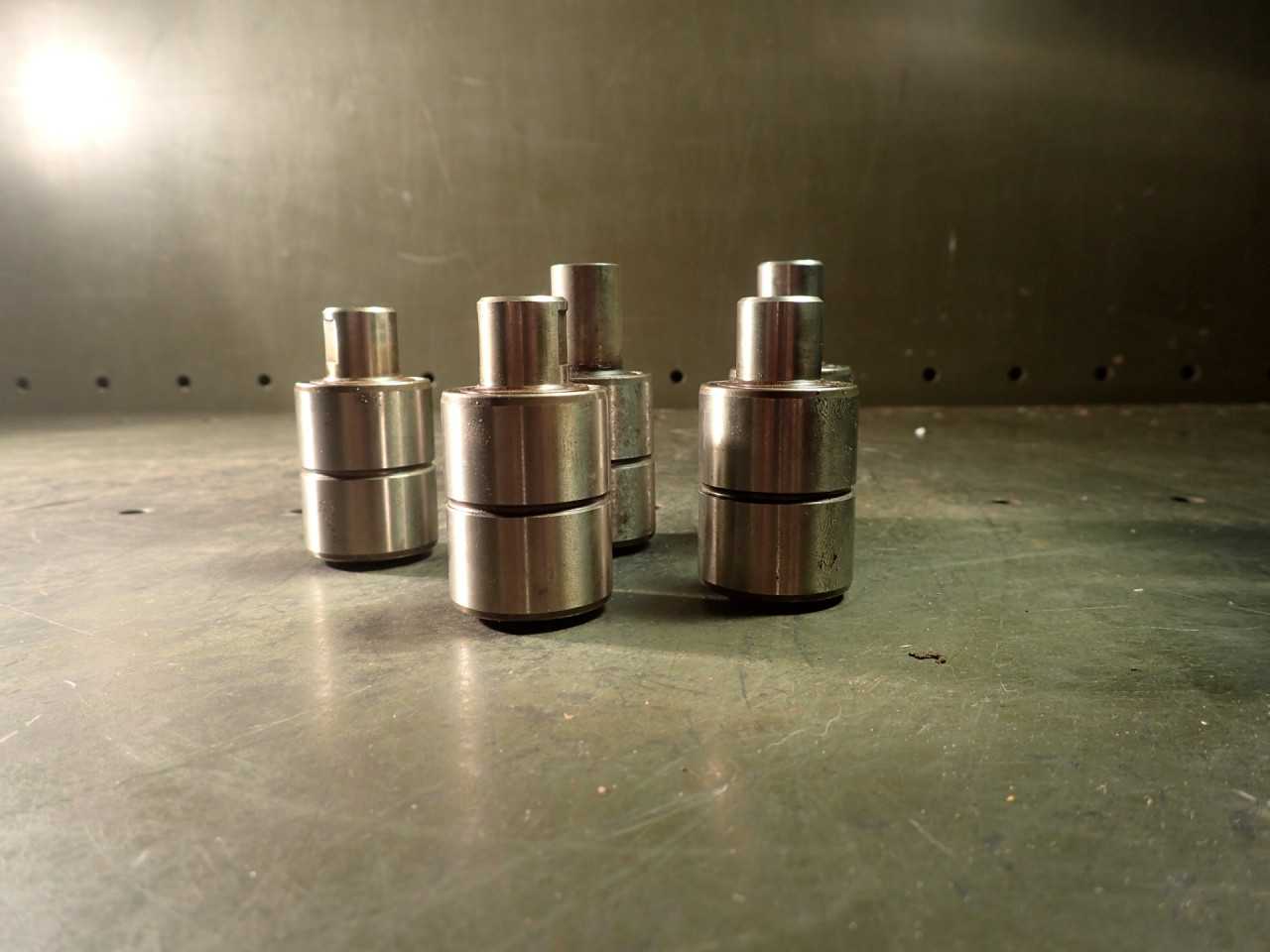 5 Piece Lot of KOYO Cam Follower Track Roller Bearings: 1-3/16" OD, CR-19 - BEARINGS