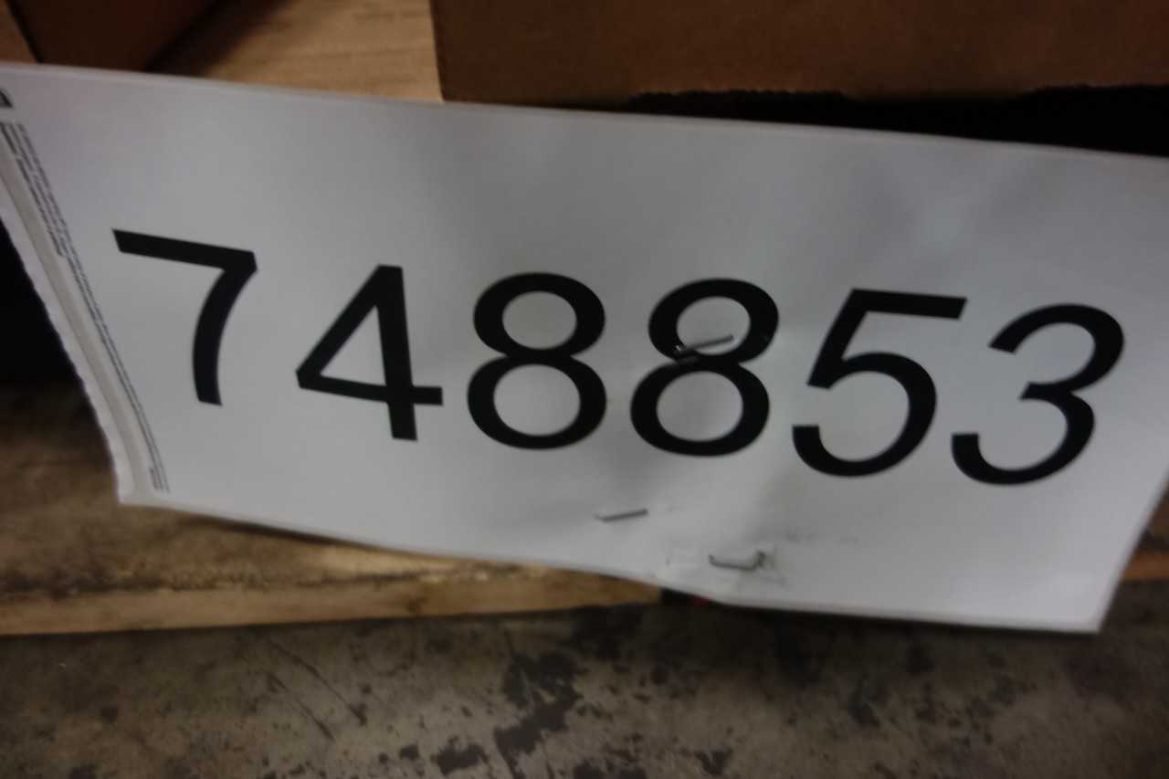 1 PALLET OF ASSORTED HYDRAULIC VALVES, CYLINDERS, HOSES, CYLINDER SERVICE KITS- CHESTERTON, PARKER - VALVES