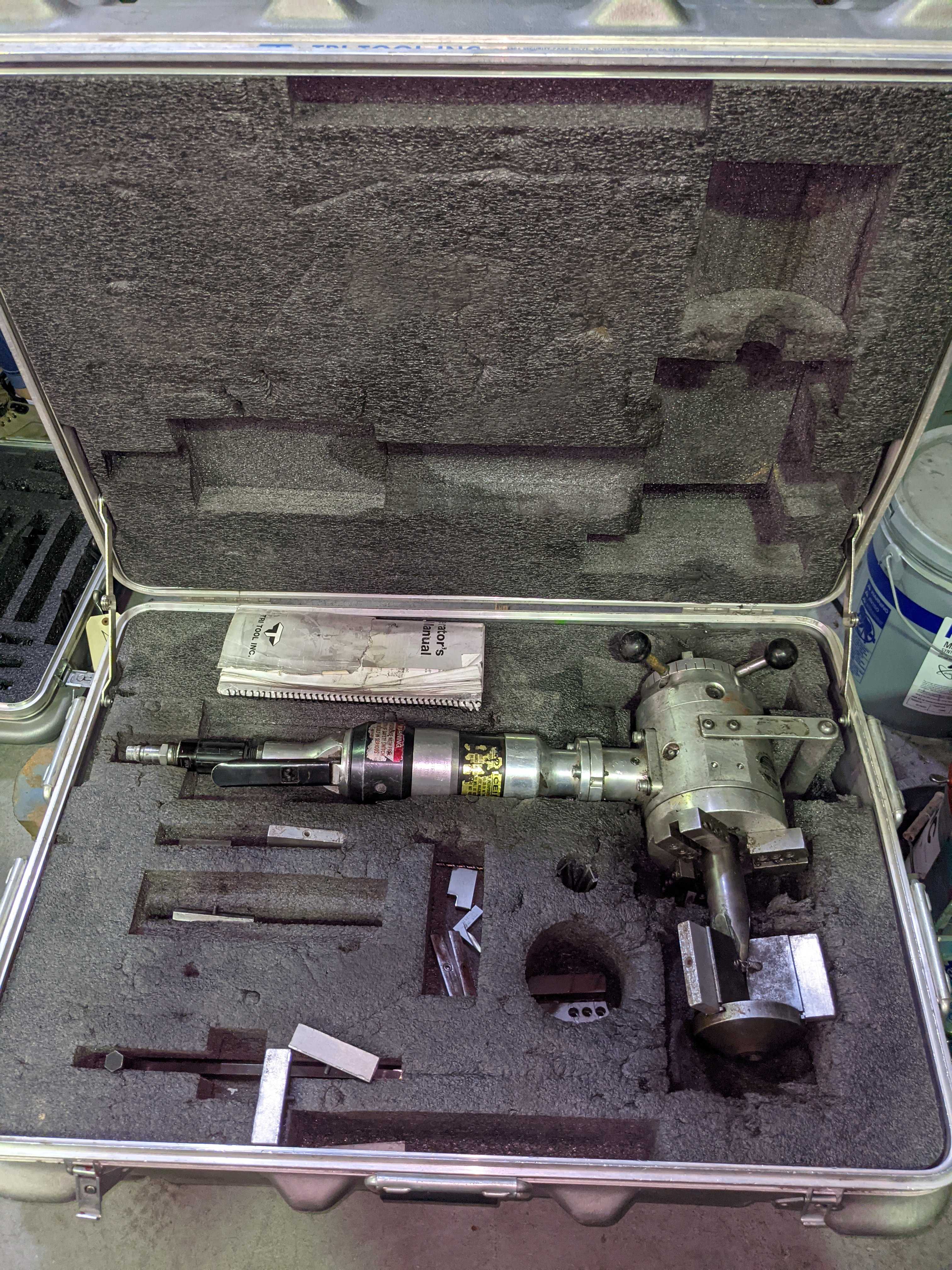 PIPE BEVELER - PNEUMATIC POWER TOOL