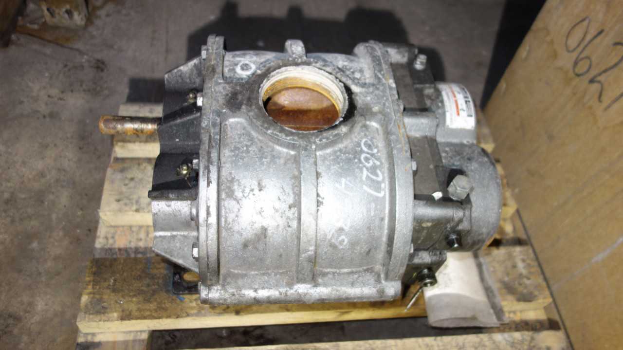 TUTHILL 1057-21L2 POSITIVE DISPLACEMENT BLOWER - BLOWER FAN