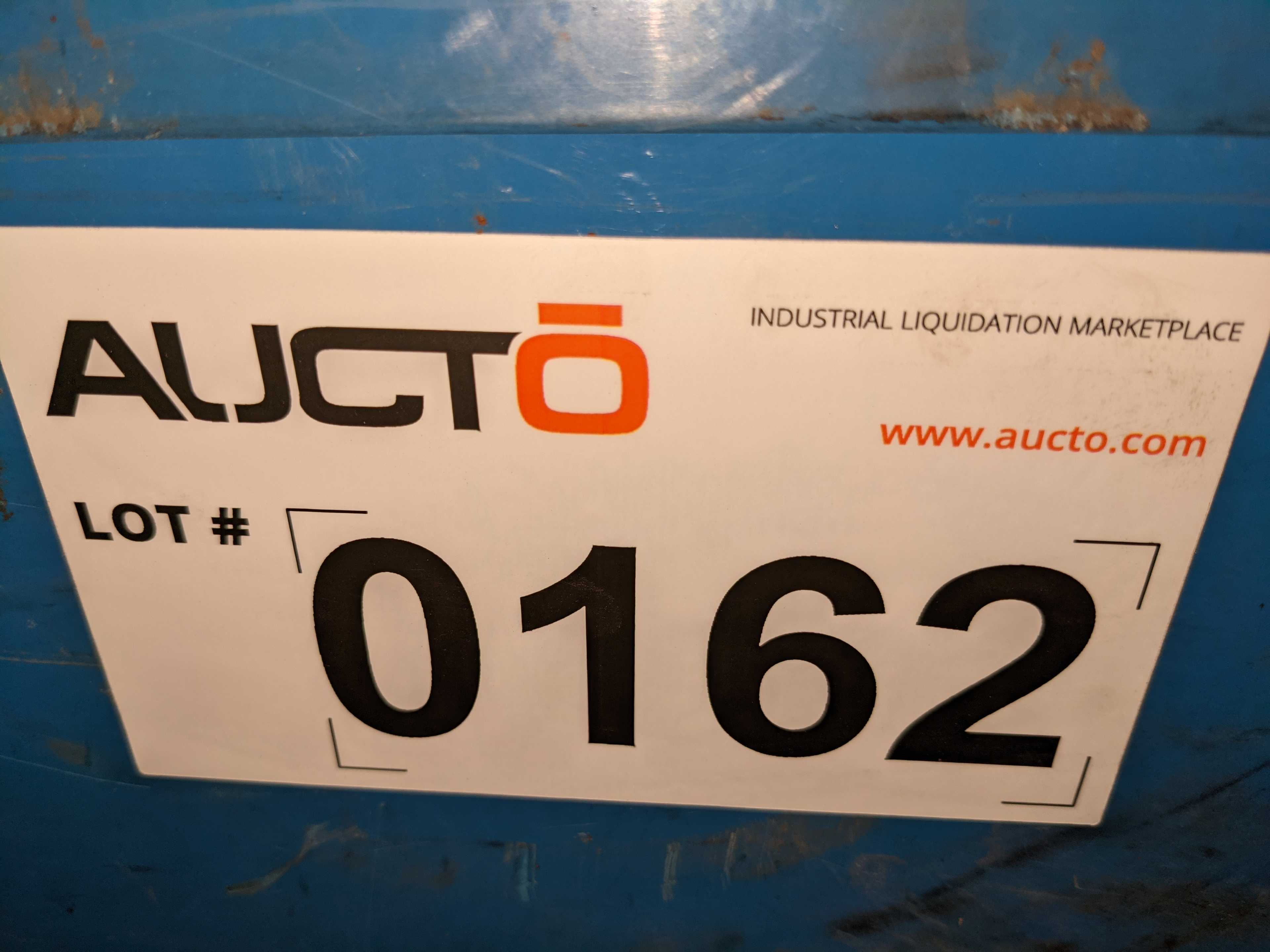 WELDER - WELDING EQUIPMENT