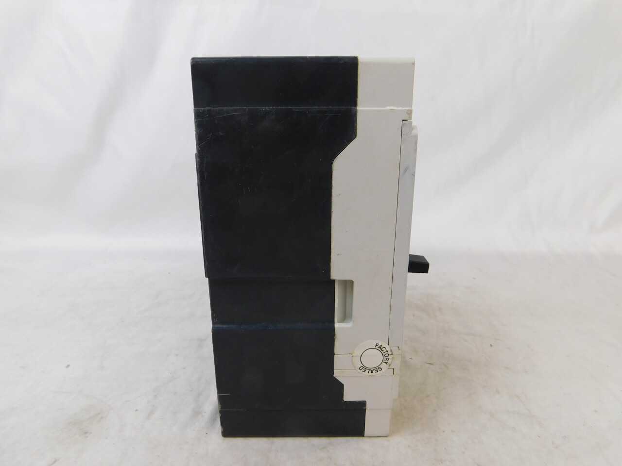 Quantity of 1x CJGPVS3250W MCCB/Molded Case Circuit Breaker - CIRCUIT BREAKERS