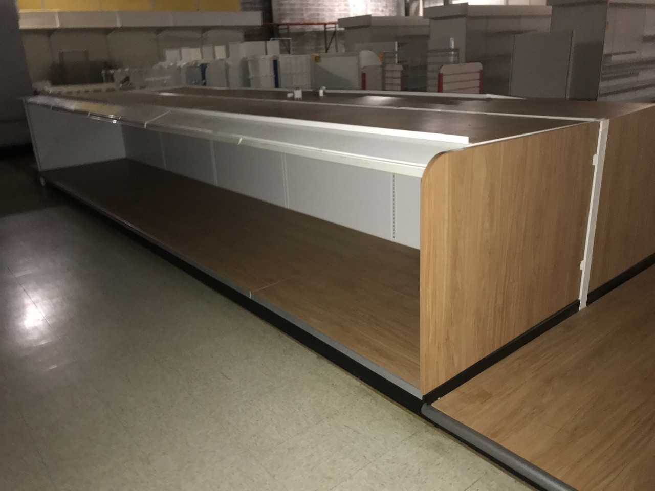 LOT OF WOOD BENCH SHELVING UNIT - 3 SECTION - SHELVING