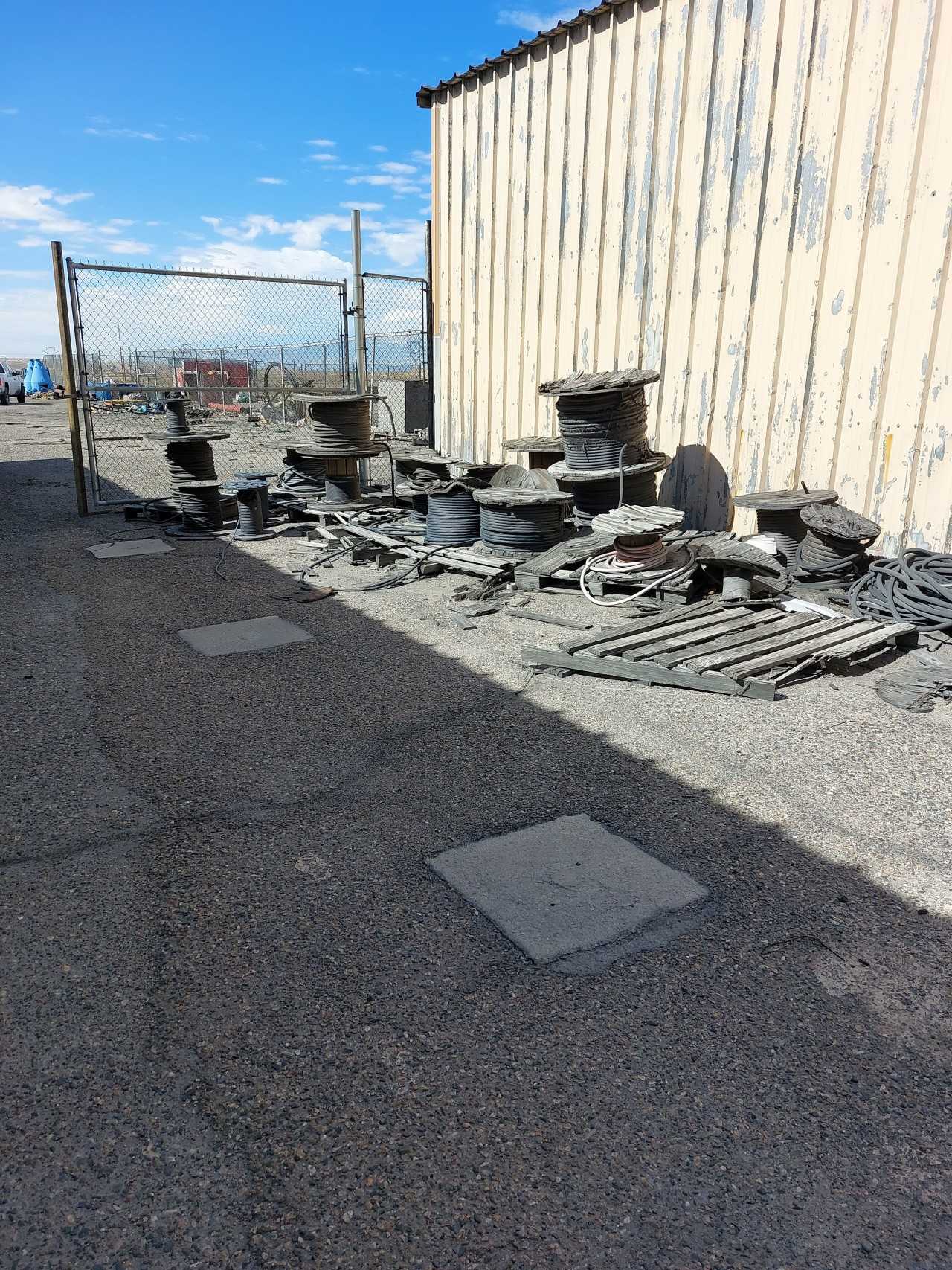 Wire 1 Lot - INDUSTRIAL PARTS Wire 1 Lot - INDUSTRIAL PARTS
