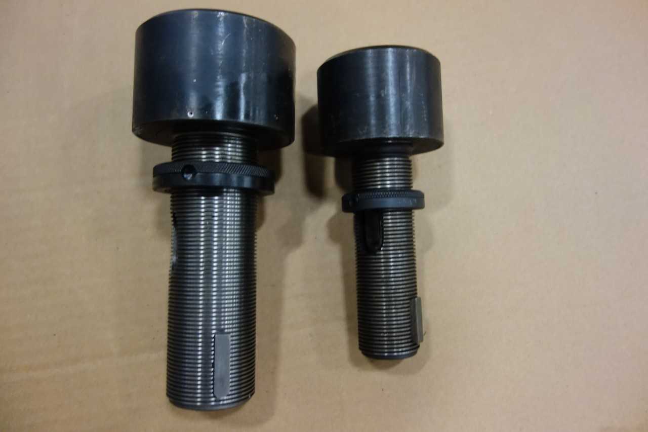LOT OF ASSORTED TAP HOLDERS - MACHINING ACCESSORIES & TOOLING