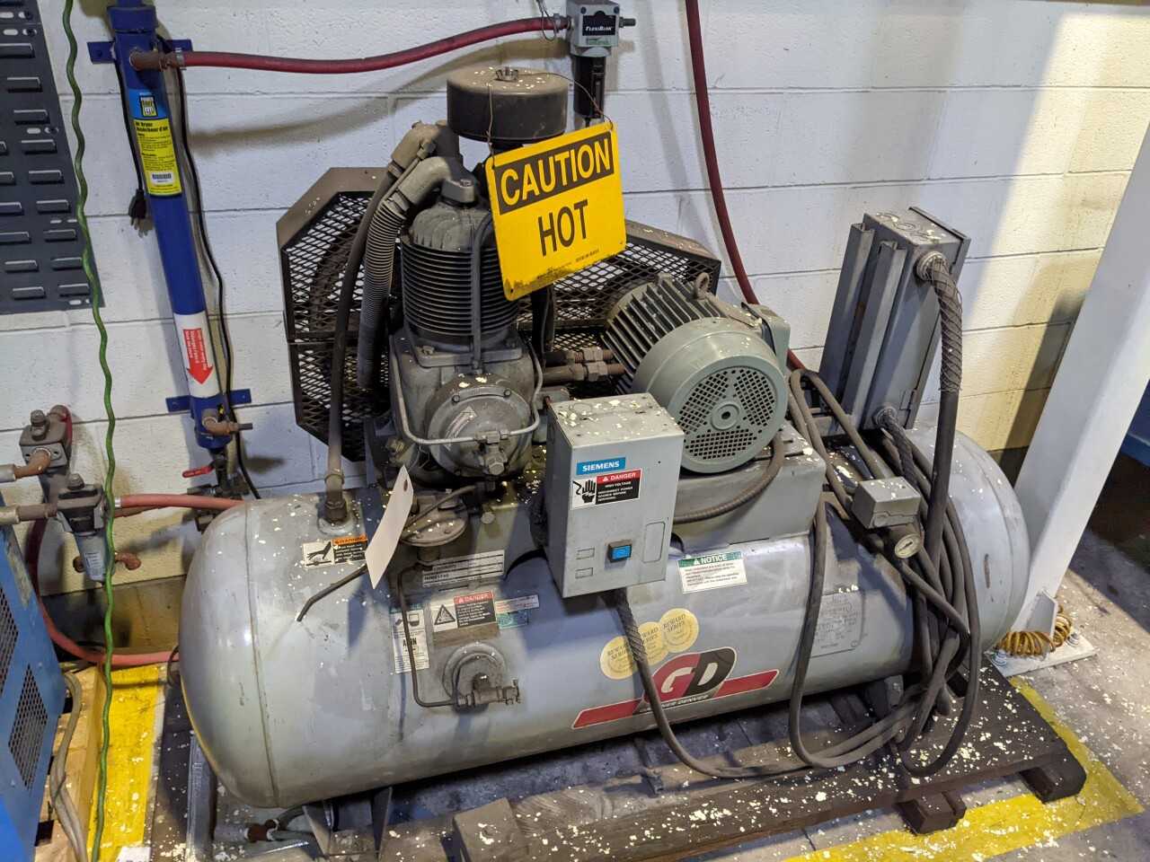 GARDNER DENVER LHR5-8,230/3/OM/ST/TD 5HP AIR COMPRESSOR - AIR COMPRESSORS