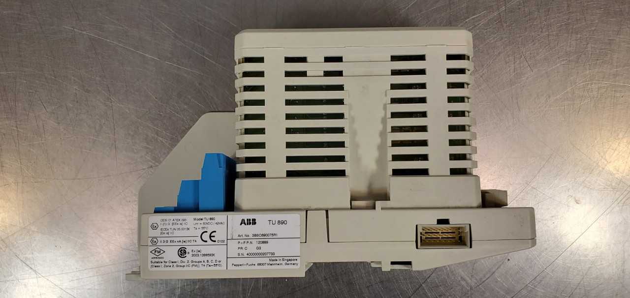 Lot of 10 ABB DO890 Output Module wTU890 Termination Module Like New - Pulled from New Machinery and Bench Tested - AUTOMATION & CONTROLS