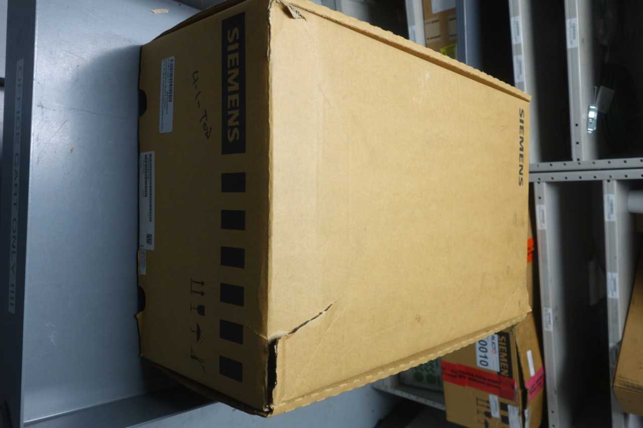 Siemens 6FC5210-0DF31-2AB0 Sinumerik PCU 50.3B controller unit - AUTOMATION & CONTROLS