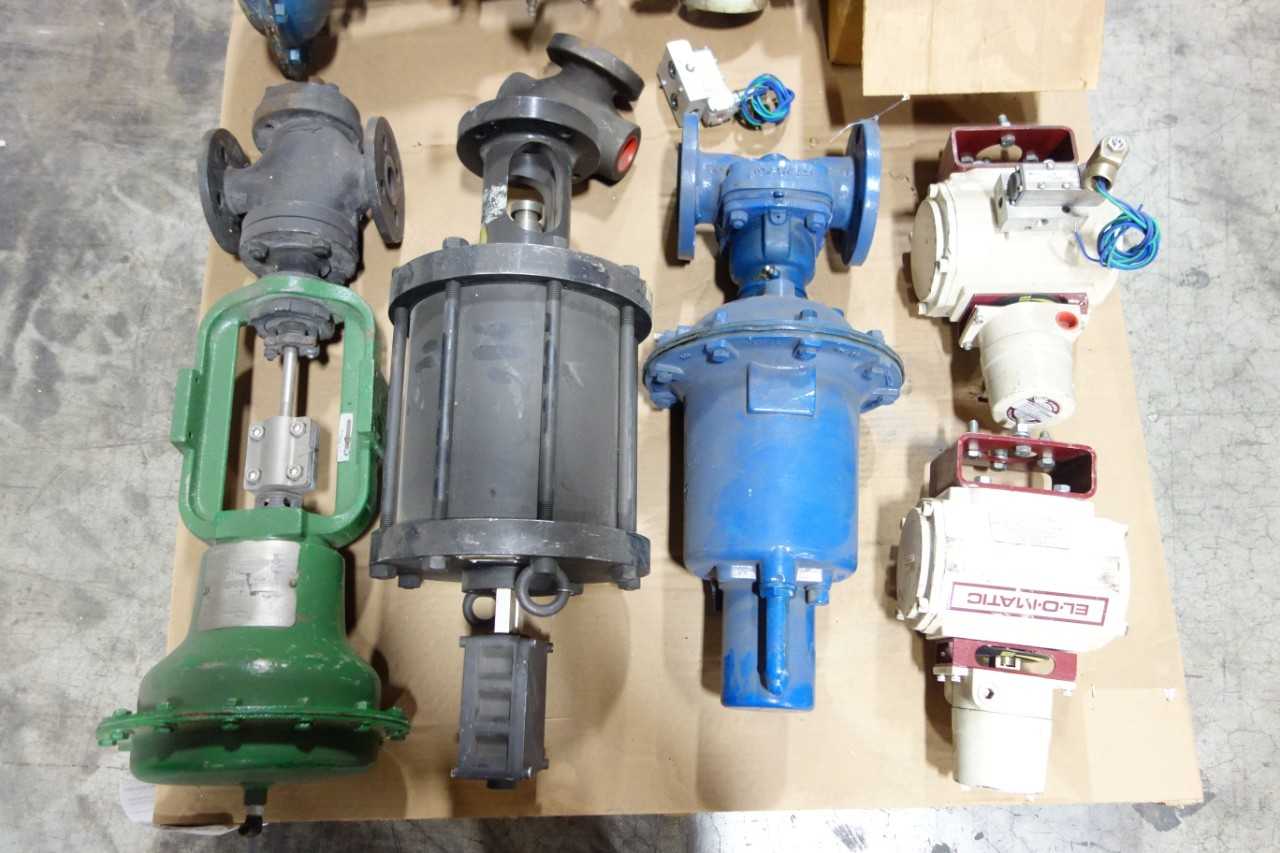 1 PALLET OF ASSORTED VALVES AND ACCESSORIES - VALVES