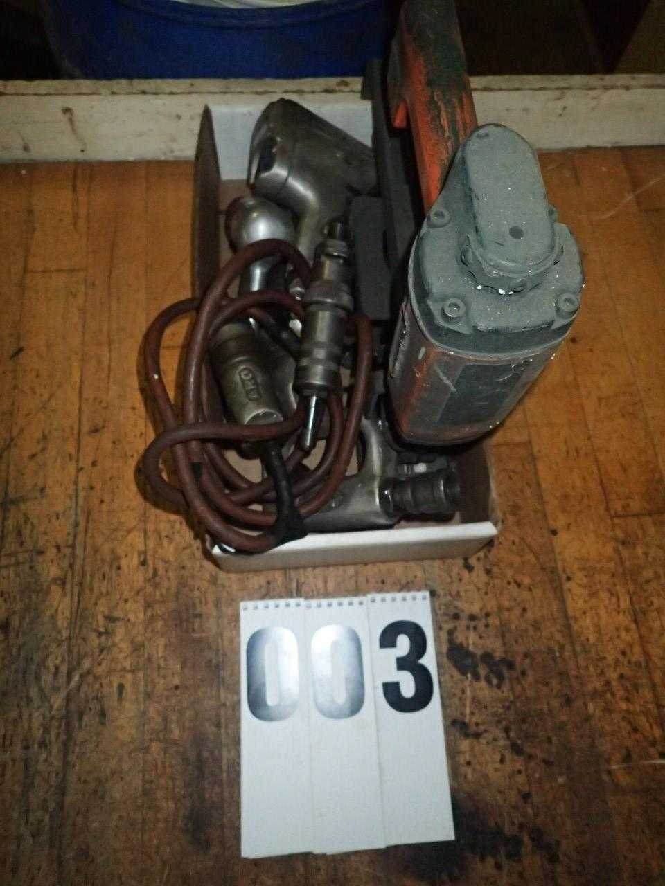 Lot of Air Tools incl. Nailer, Sioux Air Drill, Grinders, etc - MISCELLANEOUS