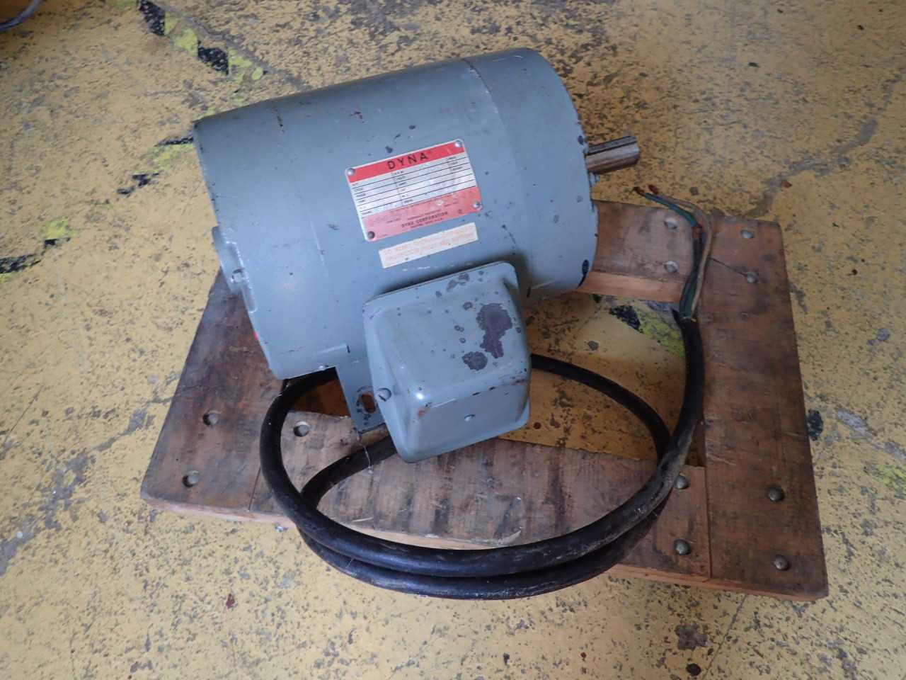 Dyna 2-HP Electric Motor: 1750-RPM 115/230v 26/13A 1-Phase Frame CI213 - ELECTRIC MOTORS