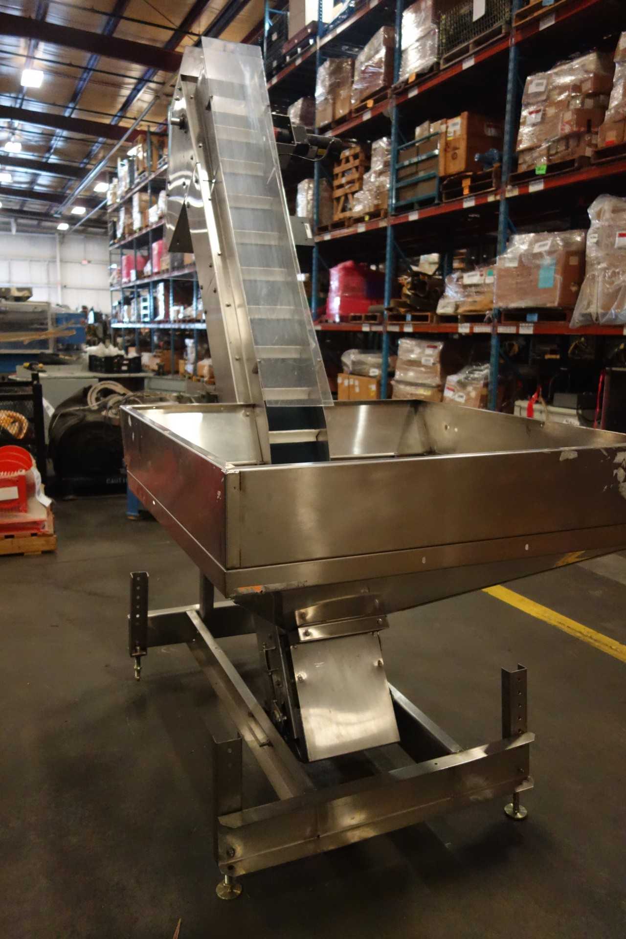 STAINLESS STEEL HOPPER WITH ELEVATING CONVEYOR - FOOD & BEVERAGE