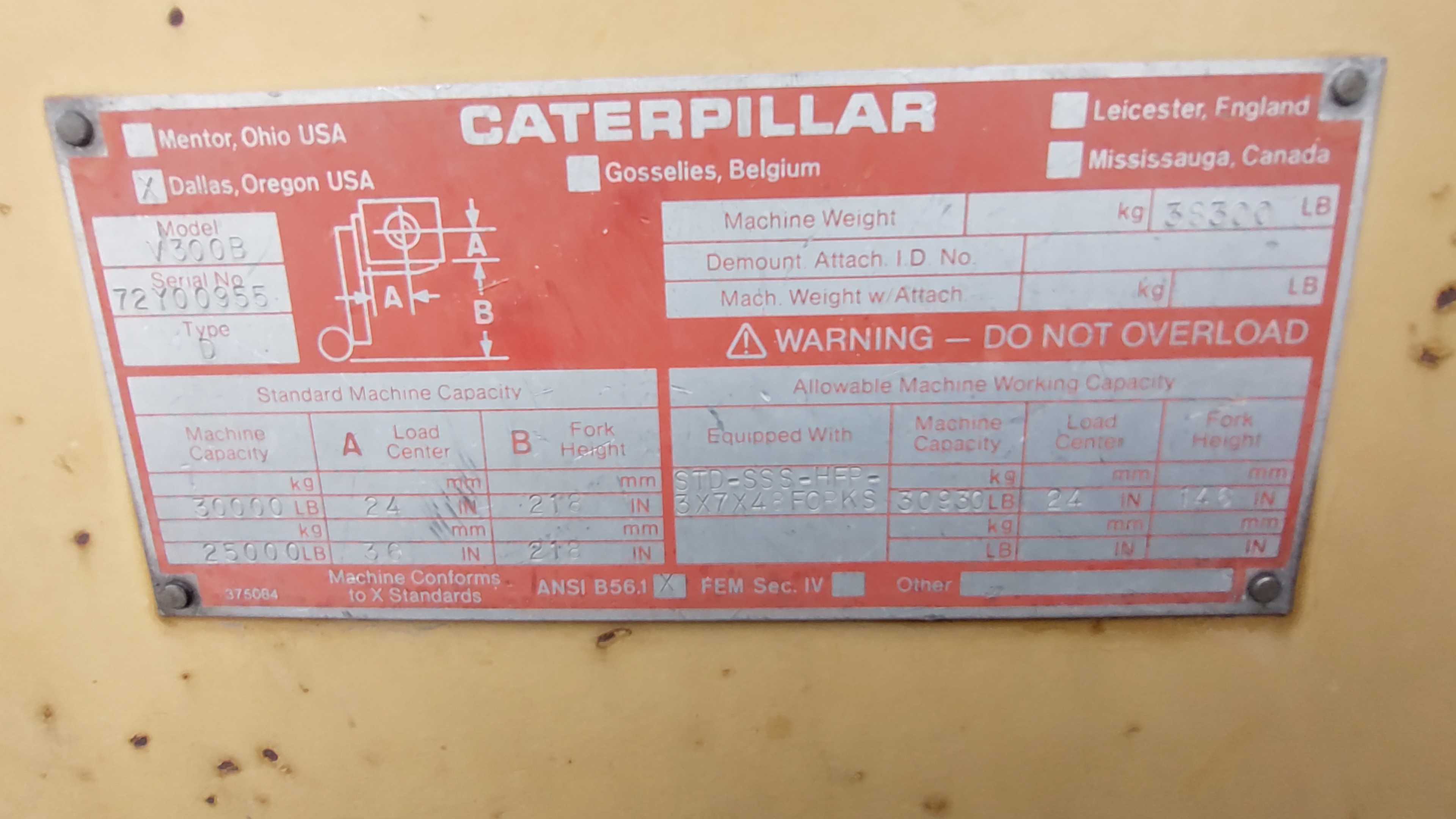 1985 CATERPILLAR V-3008 LOADER - WHEEL LOADERS