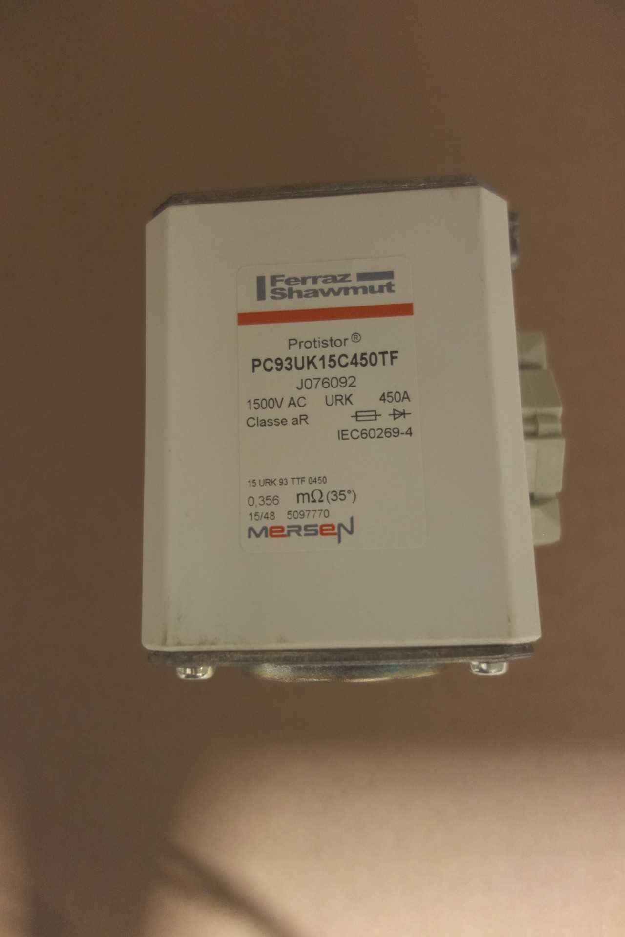 LOT OF 4 FERRAZ SHAWMUT PROTISTOR FUSE - INDUSTRIAL PARTS