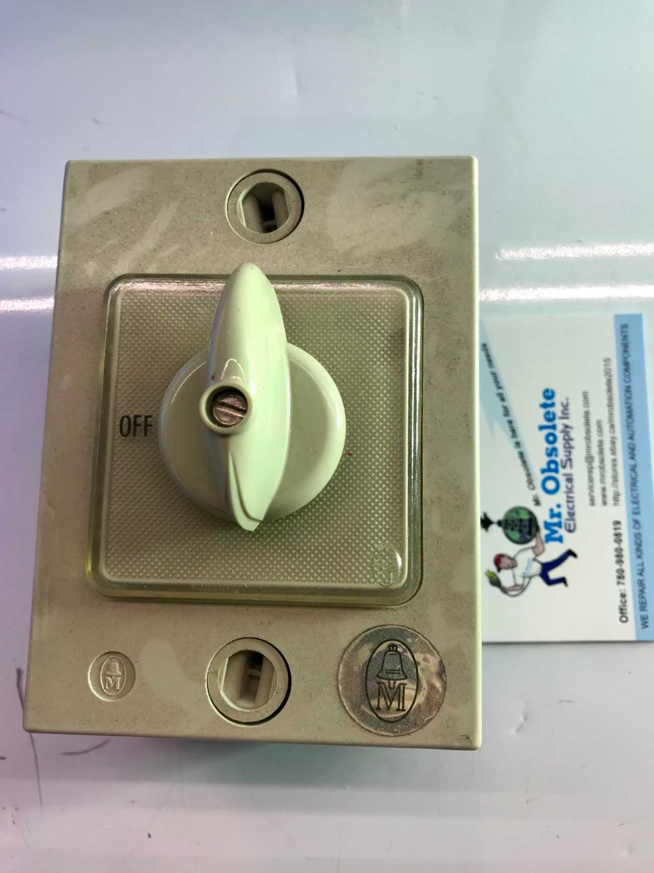 MOELLER WEATHER PROOF ON/OFF SWITCH (QTY5) - MISCELLANEOUS