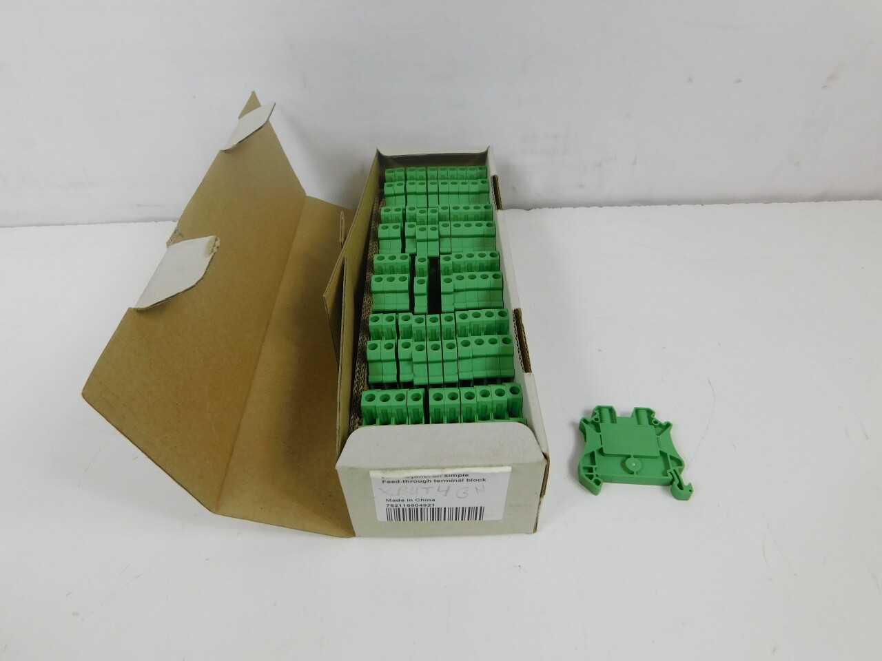 Quantity of 50x XBUT4GN Terminal Blocks - ELECTRICAL COMPONENTS