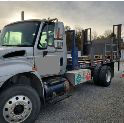 2009 International 4400 - HYDRO EXCAVATOR TRUCKS